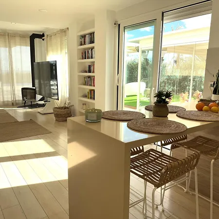 Дом отдыха Casa Del Mar, Piscina Privada Frente Al Mar *
